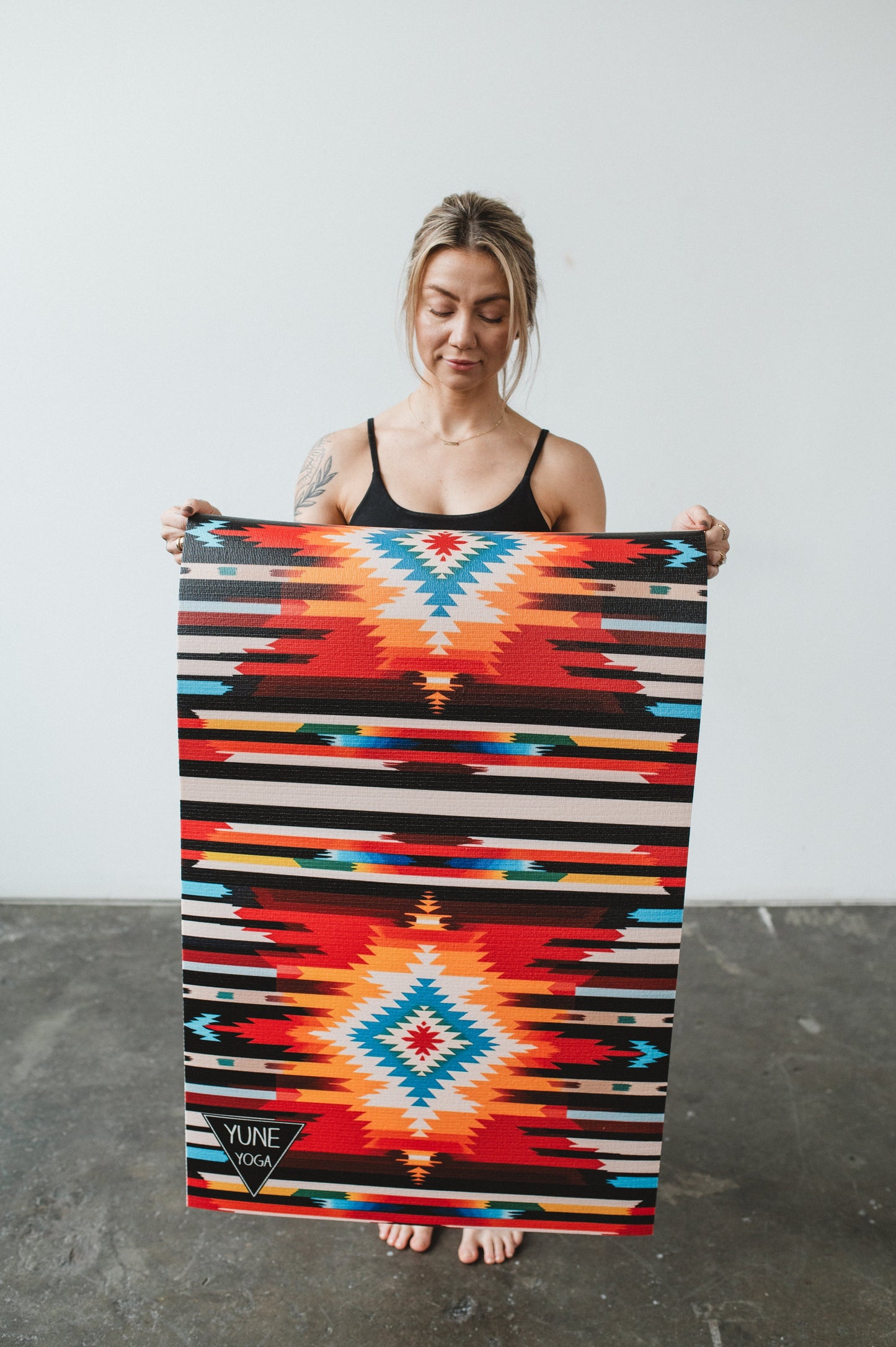 Fox Trail Yoga Mat – 6 mm Extra Thick, Double-Sided Non-Slip, Eco-Friendly PER with Multi-Color Striped Design | Yune Yoga