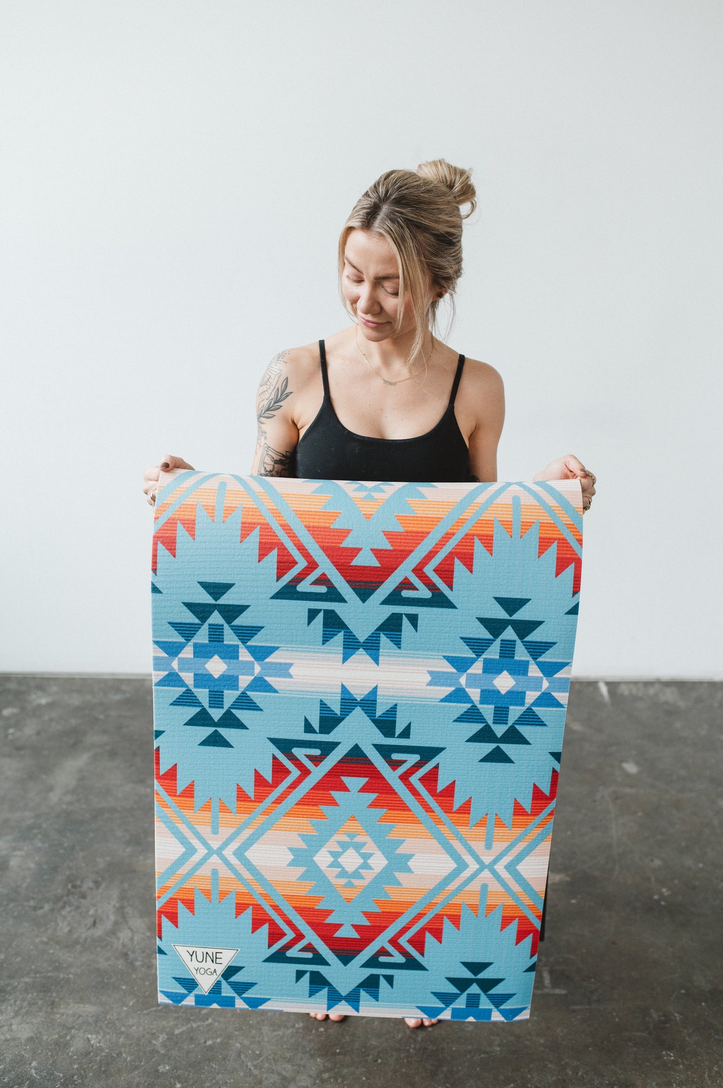 Jerome Turquoise Yoga Mat – 6 mm Extra Thick, Double-Sided Non-Slip, Eco-Friendly PER with Turquoise Water-Inspired Design | Yune Yoga