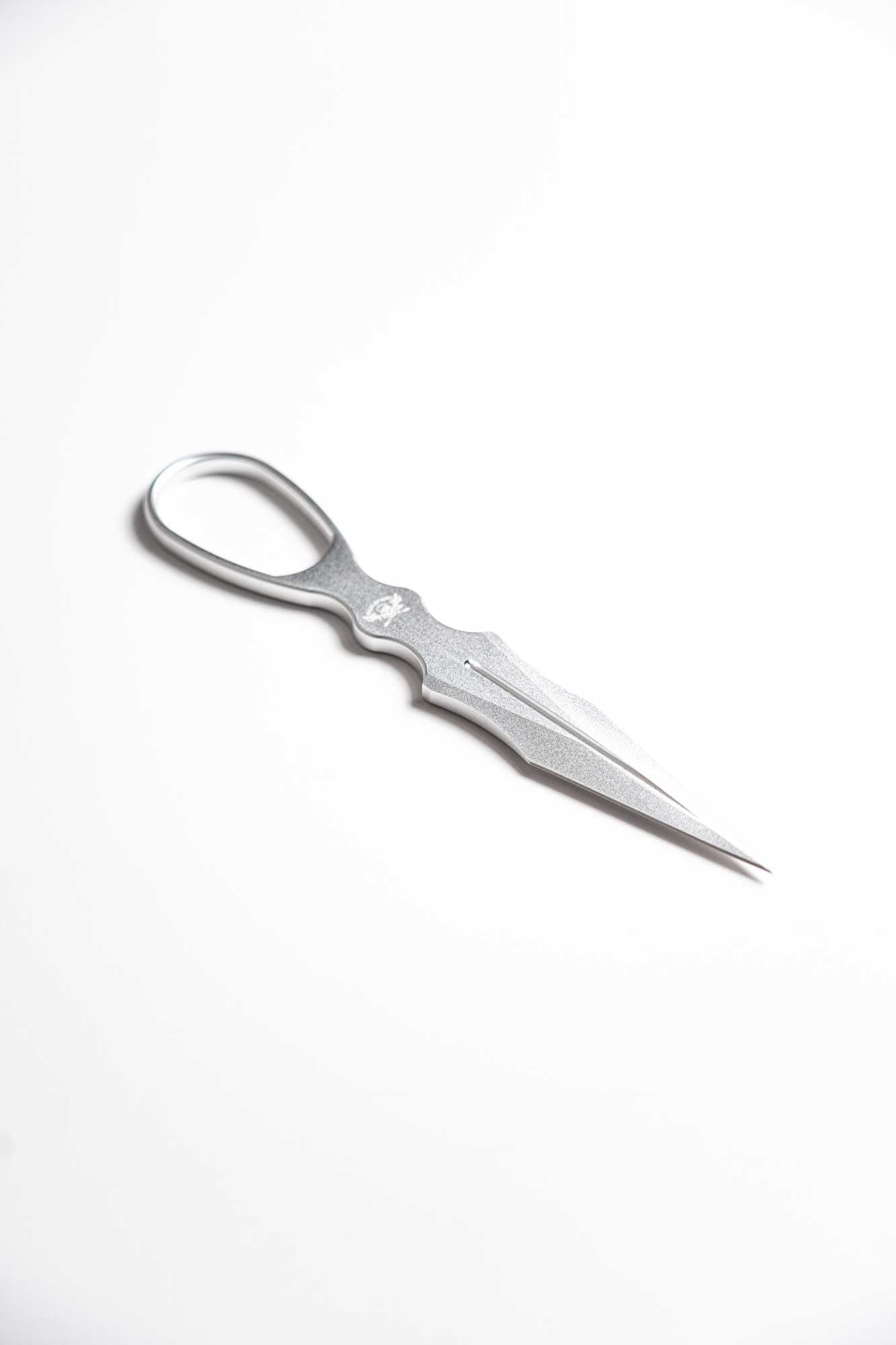 Skallywag Aluminum Dagger (Not Trainer) - Platinum