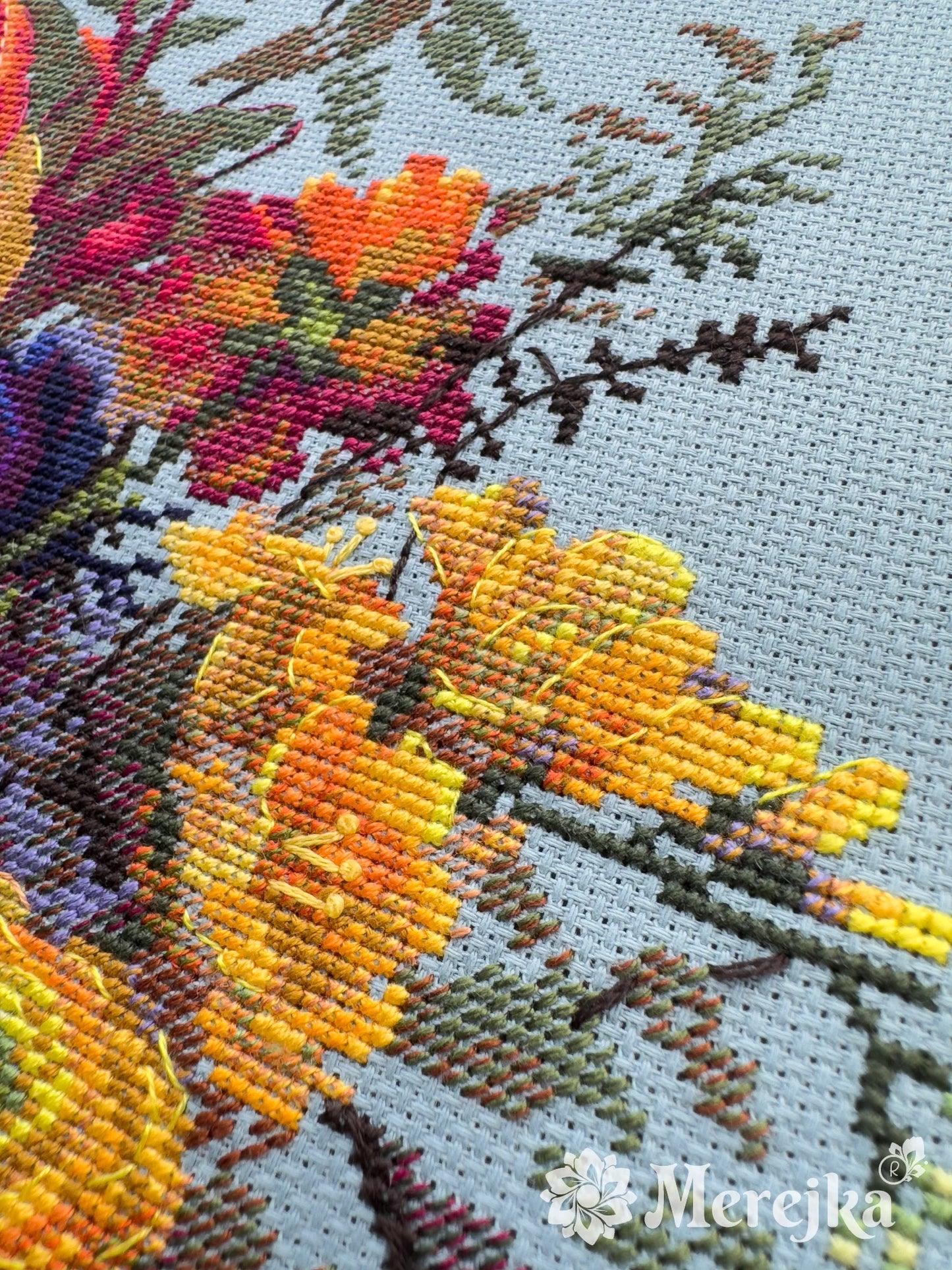 Sunlit Petals K-270 Counted Cross-Stitch Kit